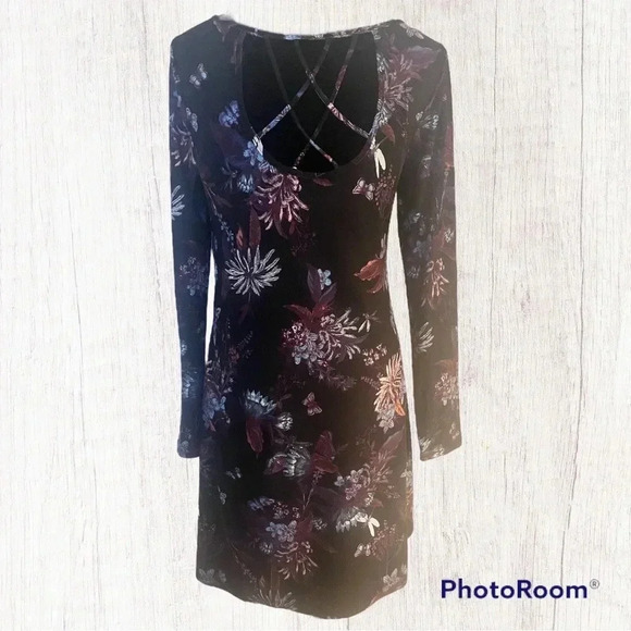 Mudd Floral Dress - Picture 2 of 5